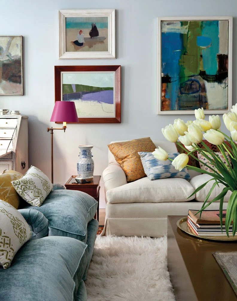 Living Room, Art Deco Apartment in the El Dorado NYC | Design by Design Development NYC | Photography by Trevor Tondro | featured at Bekob.com #artdeco #design #decor #nyc