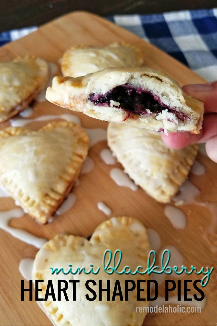 The well fitted dessert for Valentine's! Mini Heart Shaped Blackberry Pies Recipe at Bekob.com