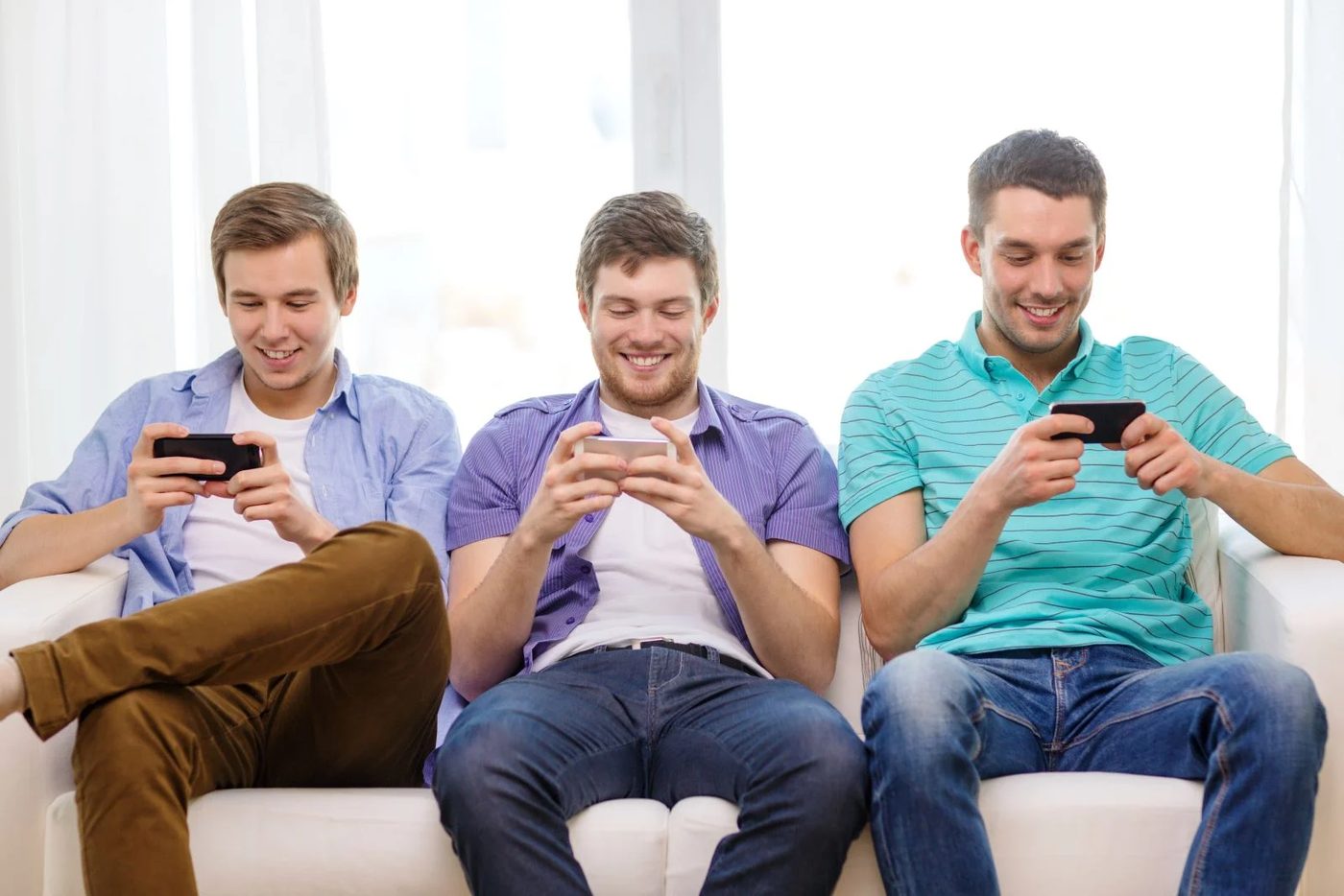 3 Men Phone