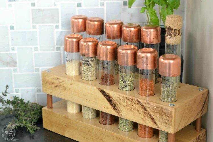 build your own copper and test tube spice rack for your go-to go-to spices! RefreshLiving room organization options on Bekob