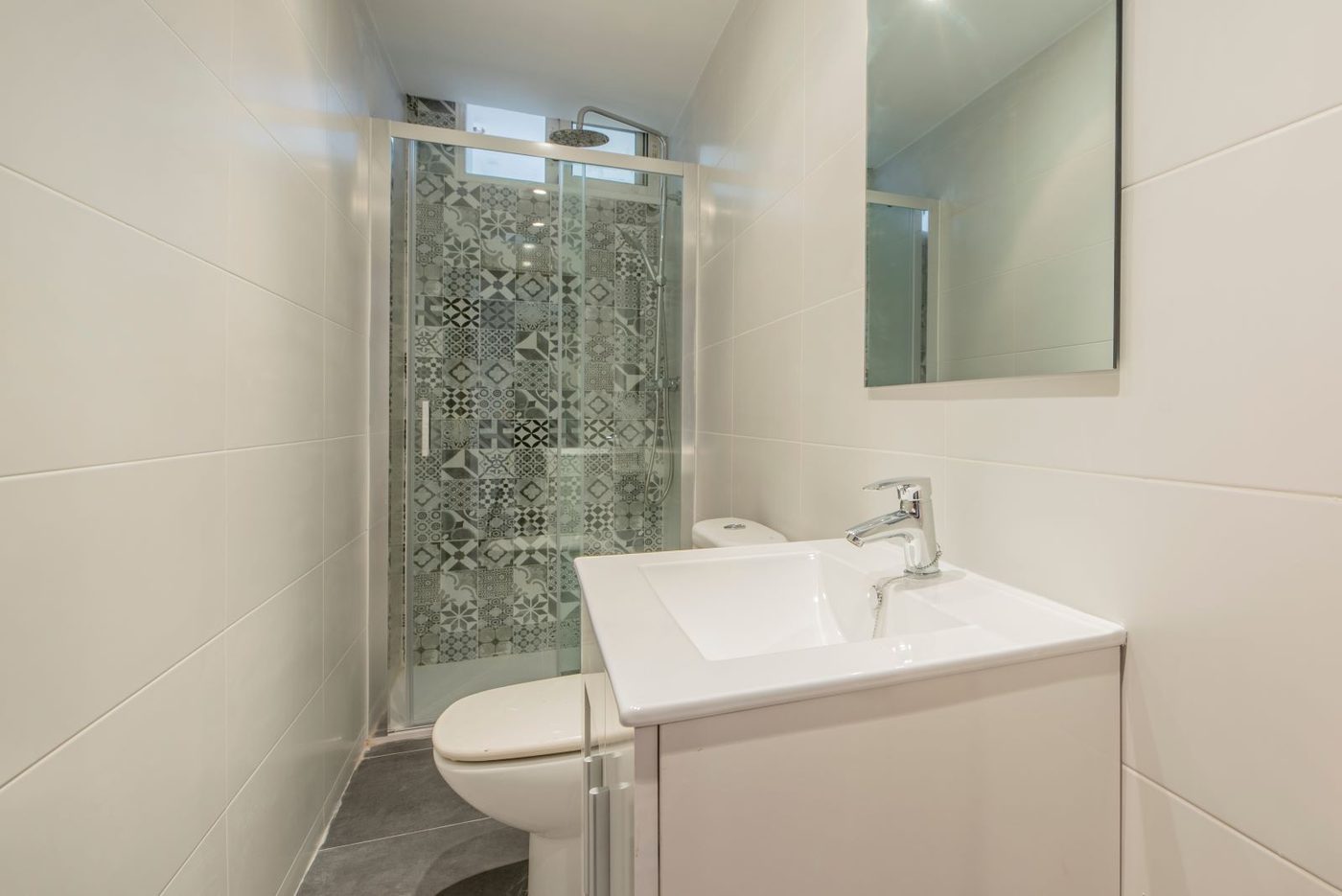 Frameless Vanity