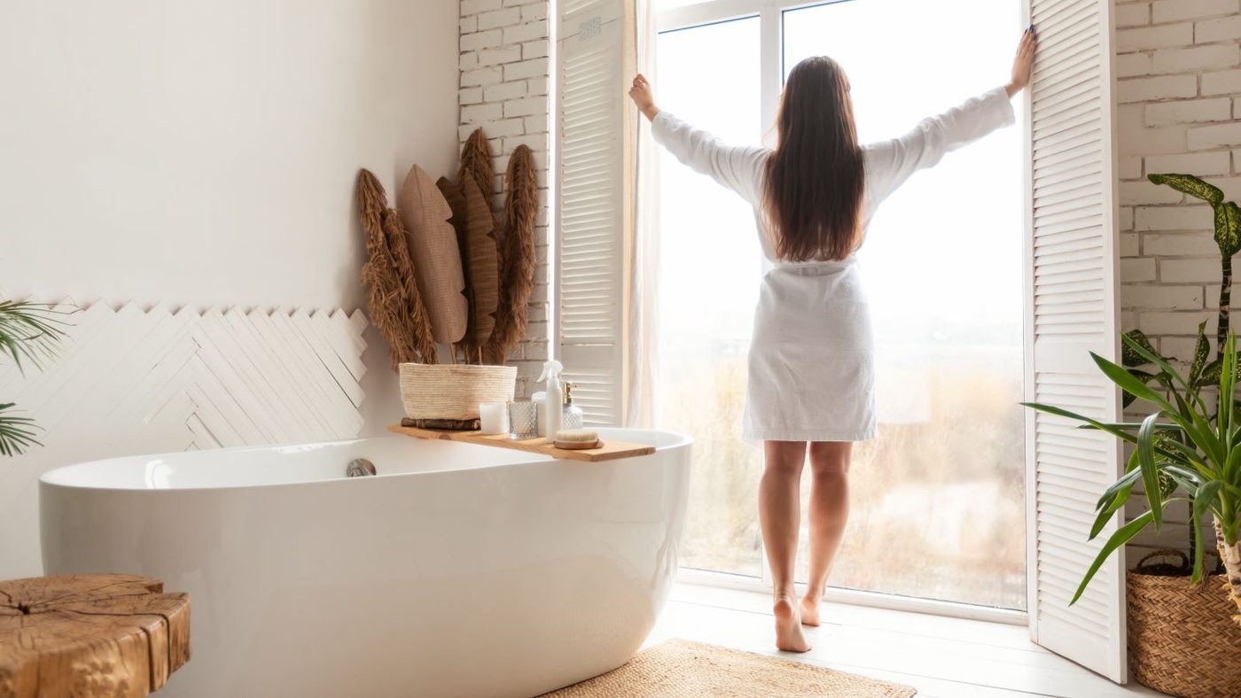 Big Window Bath
