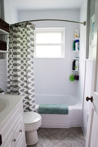 Updating an old bathroom with graoutable peel and stick tiles (11)