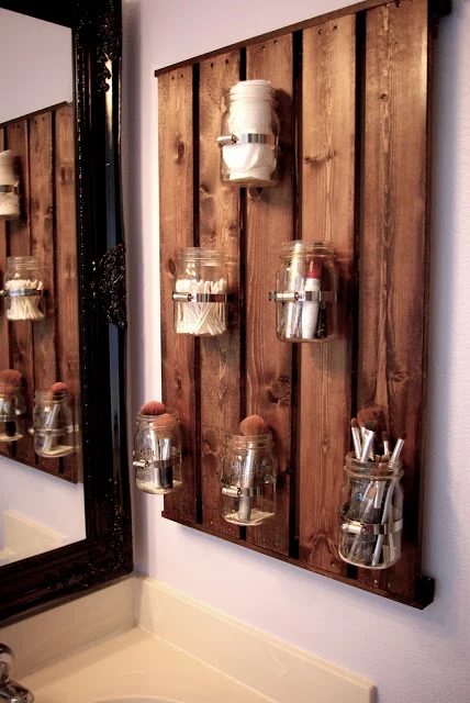 Make your bathroom striking and organized with some great bathroom storage options! Find new options to store all your bathroom items from towels to cotton balls. 30 Bathroom Stora