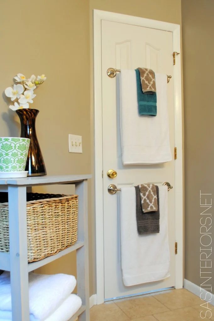 Make your bathroom striking and organized with some great bathroom storage options! Find new options to store all your bathroom items from towels to cotton balls. 30 Bathroom Stora