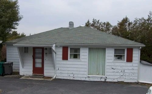 beach cottage exterior before_thumb[3]