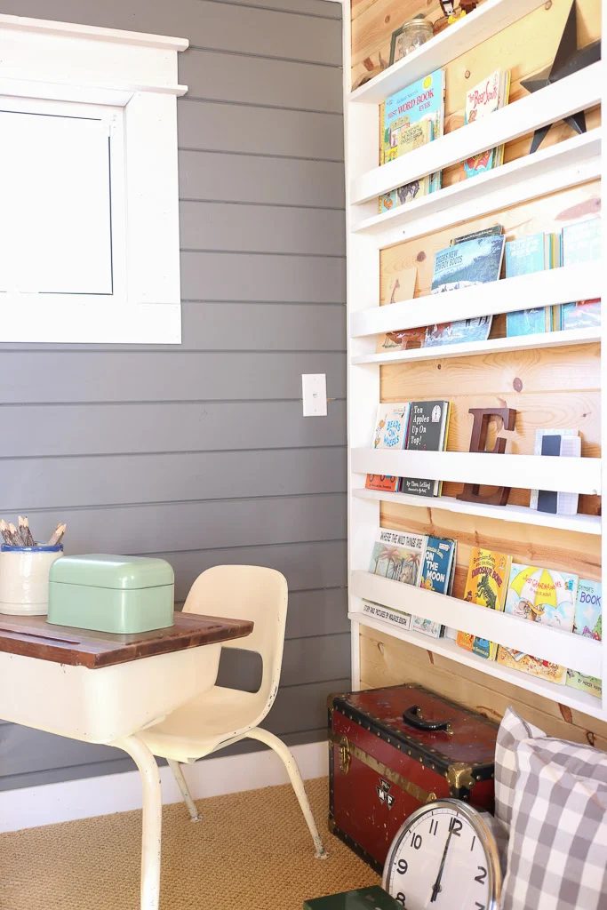 homework and reading corner with wall-mount bookshelf, Mama's Dance