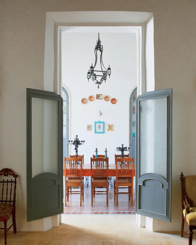 striking Doors - saloon style doors via NYTimes