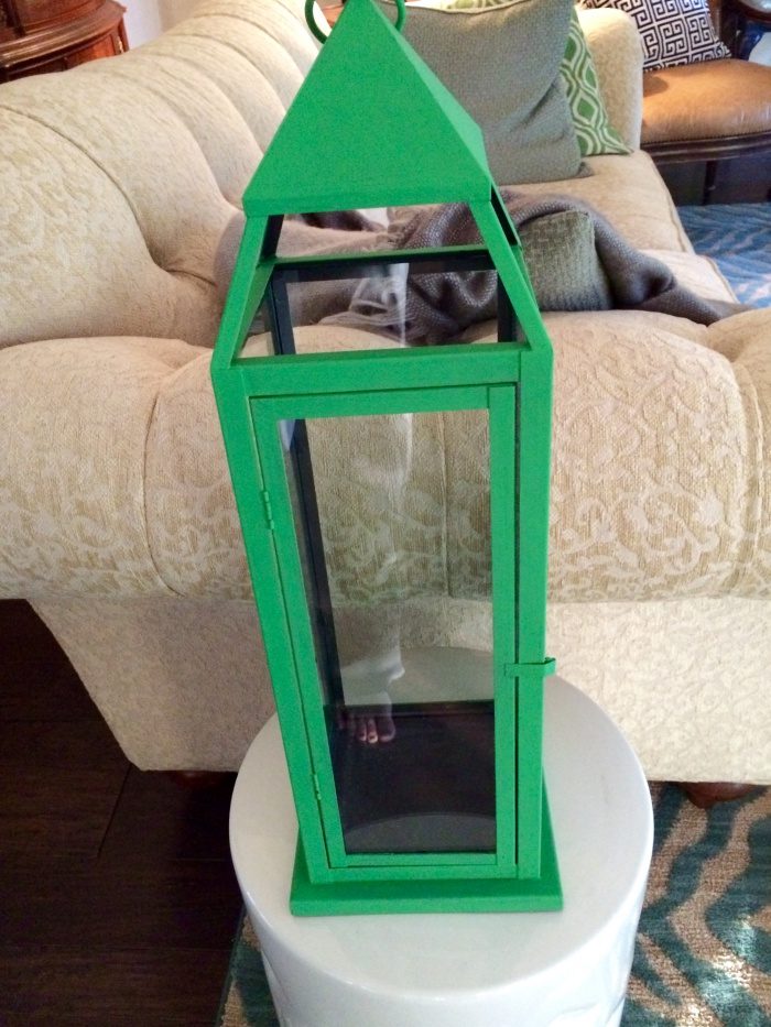 How to decorate a room with just the right amount of accent color by Southern Hospitality featured on @Bekob