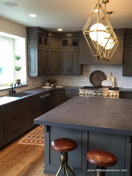 Dark Gray Kitchen Cabinets, Dark Gray Countertop, Light Gray Backsplash, UVPH 2016 Home 15 Ivory Homes