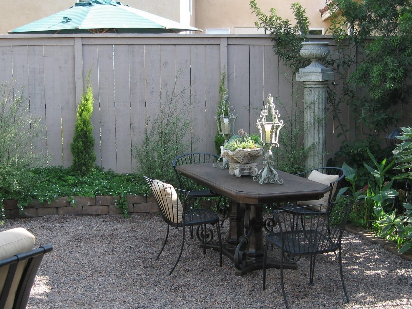 striking Water Wise Backyard (20)
