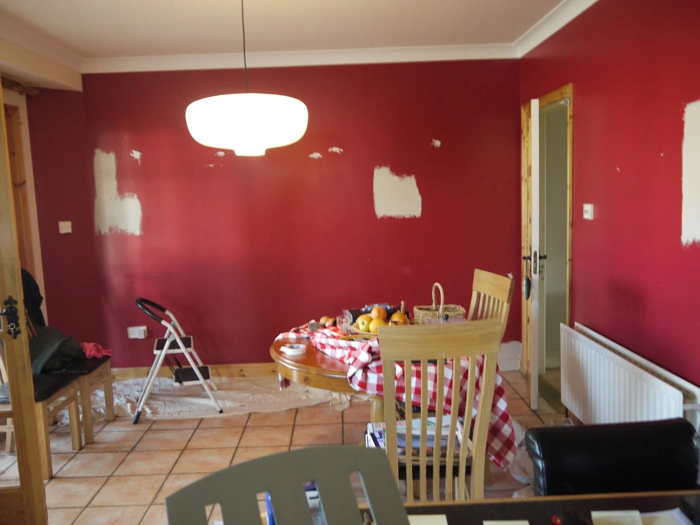 5 primer used over red to prep for painting white with Parisian Cream by Dulux, dining area makeover, Paint it White featured on @Bekob