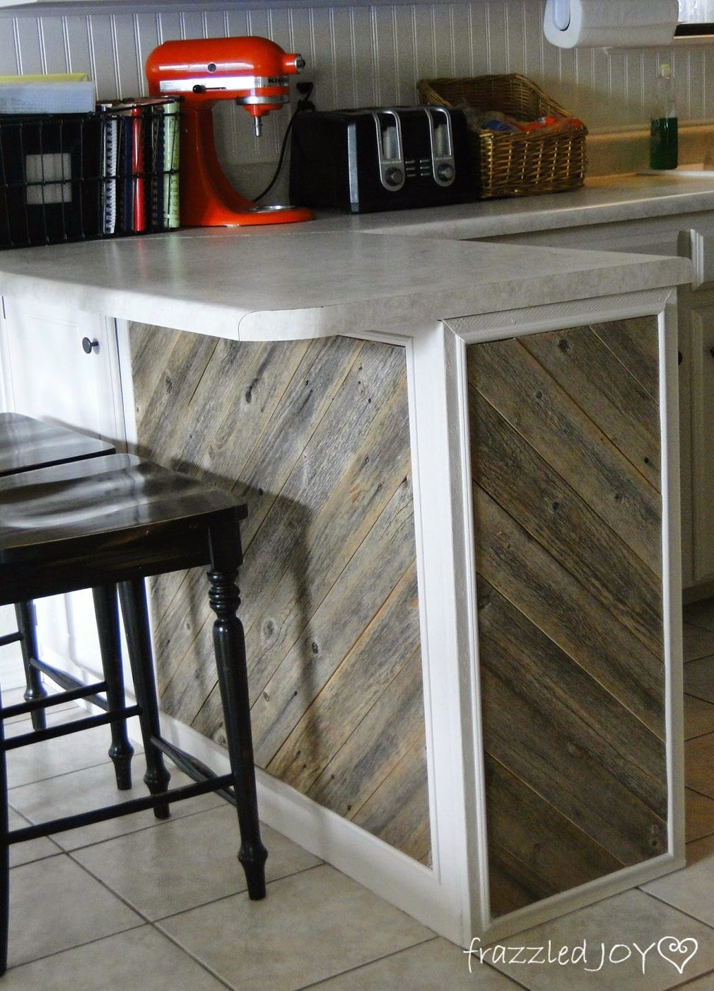 reclaimed wood planked kitchen island, Frazzled Joy on Bekob