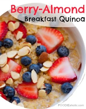 Berry-Almond Breakfast Quinoa | FOODIEaholic.com #recipe #cooking #breakfast #quinoa