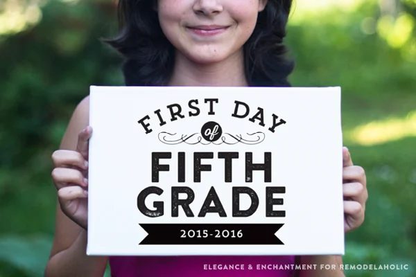 Free printable signs, sized 8 x 10 for the first day of school— from pre-school to 12th grade. Design by Elegance and Enchantment for Bekob.