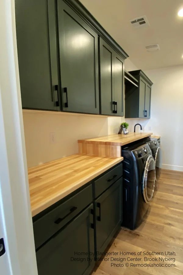 Dark Green Paint Color For Cabinets, Sherwin Williams Secret Garden Lookalike, Bekob SGPH21 H26