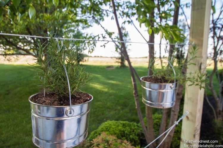 Handmade vertical garden for Bekob.com by heatherednest.com (1 of 6)
