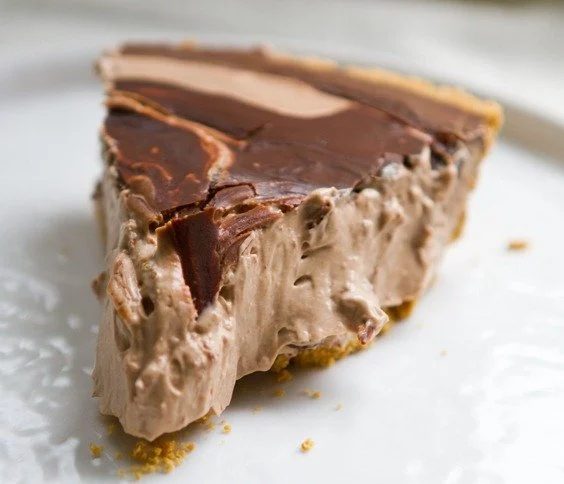 Chocolate Mousse Pie