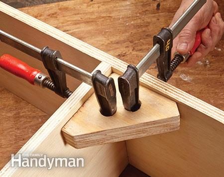 Right Angle Jig For Clamping Corners, Family Handyman