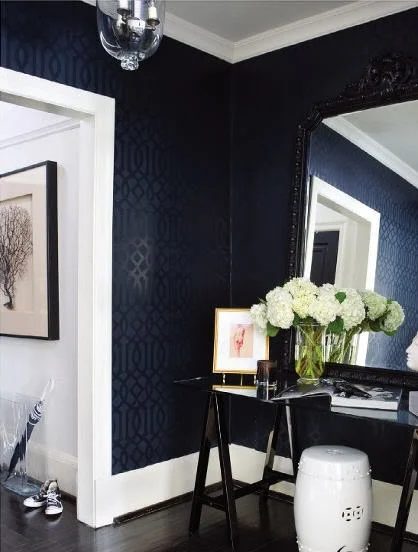 black wallpaper in entry via Bekob.com