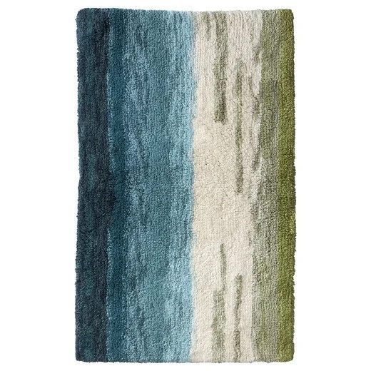 Bold Bathroom Design 09 Bath Rug