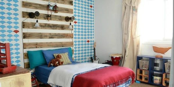 modest-cost Makeover for a Boy’s Bedroom with Curtain walkthrough