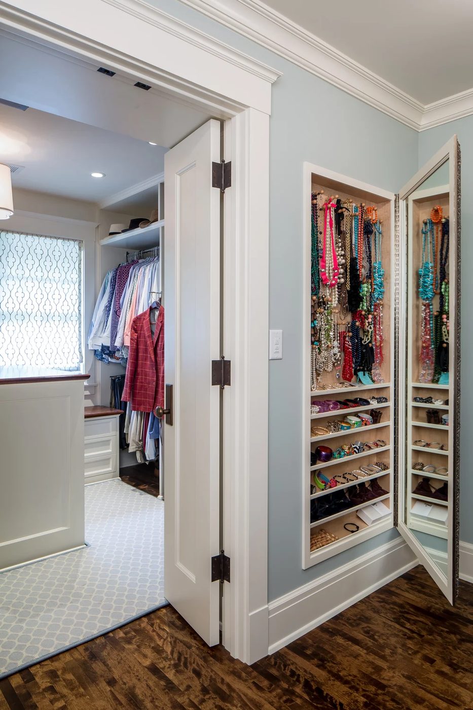 Accessories Organizer in-wall