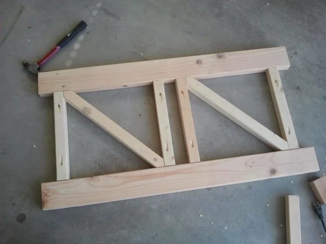 Red Hen Home build a bench back 1