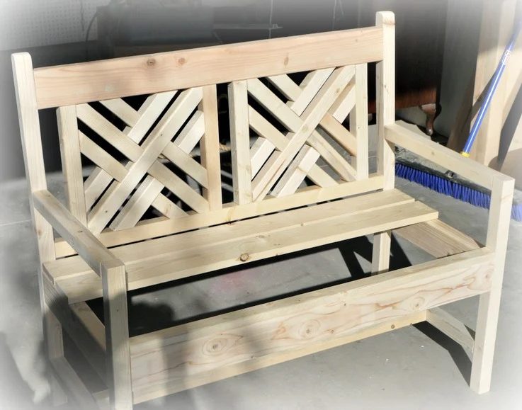 Red Hen Home build a bench unfinished