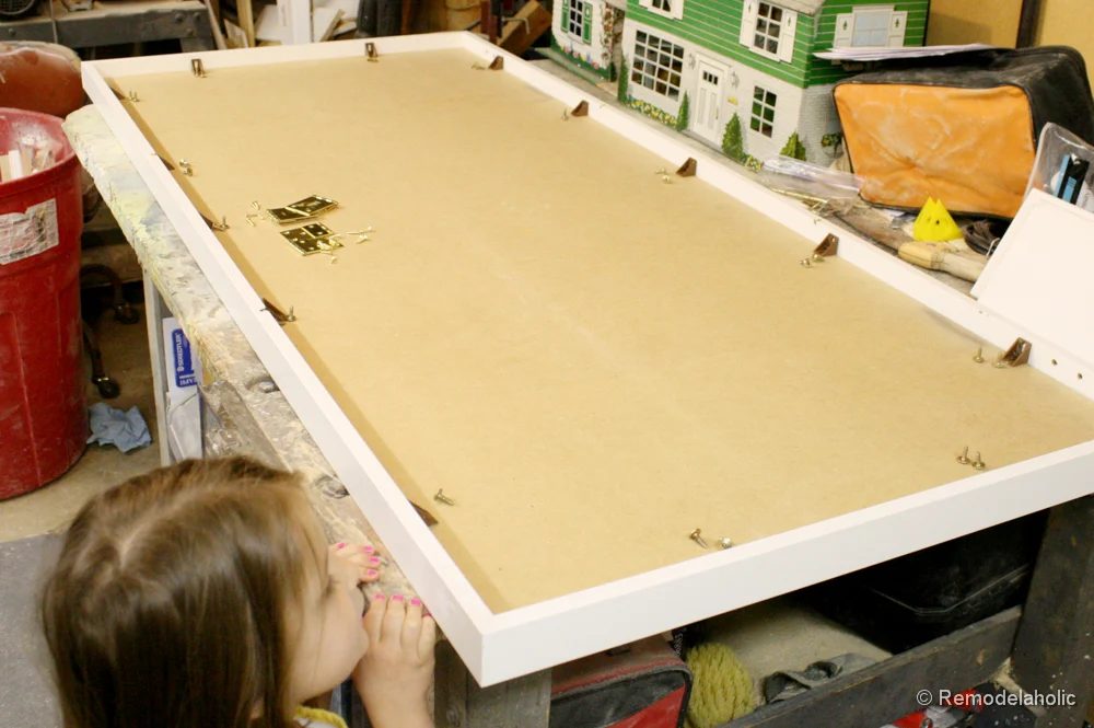 how to build a large chunky frame for a chalkboard-37