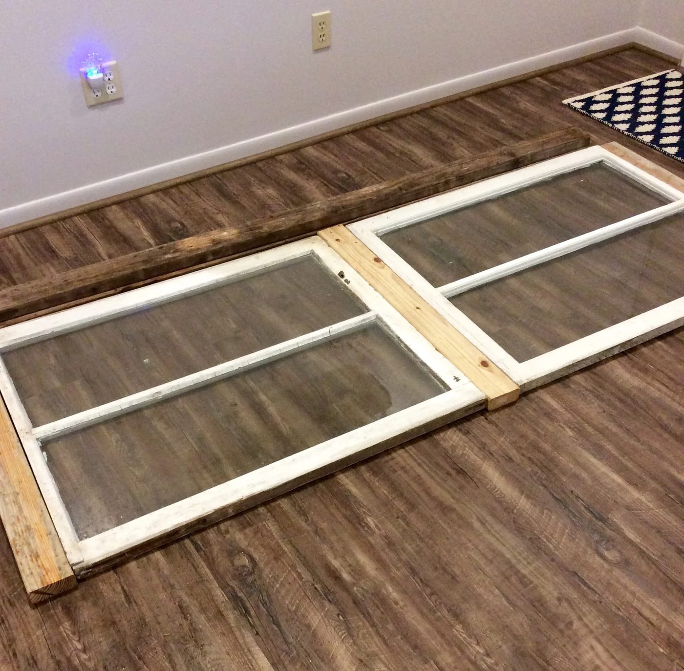 4 Recycled old windows used in buffet table, reclaimed wood, The Weekend Country Girl featured on @Bekob