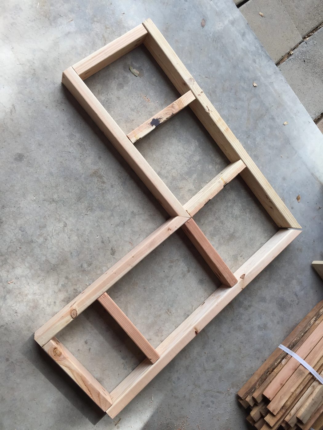 Frame for Handmade Corner Bench with table