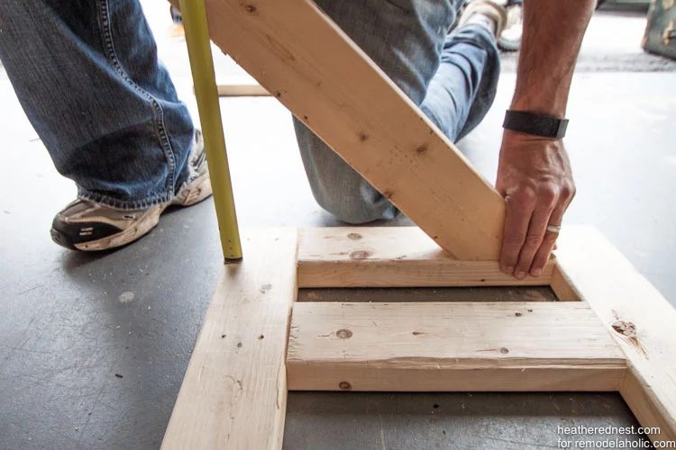 straightforward Handmade bike rack walkthrough to organize your garage NOW! Bekob.com via heatherednest.com