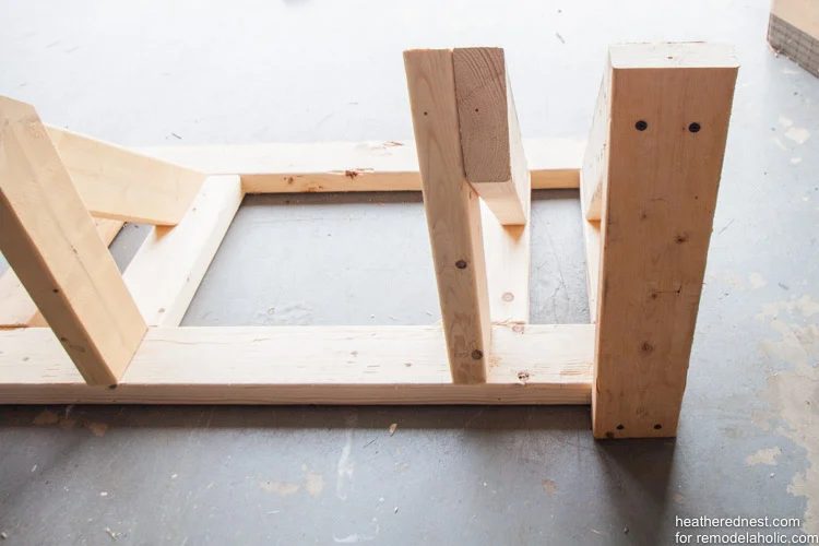 straightforward Handmade bike rack walkthrough to organize your garage NOW! Bekob.com via heatherednest.com