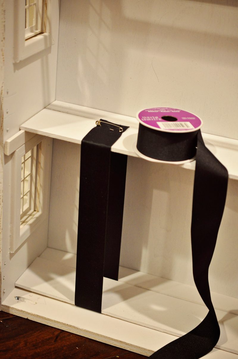 How to build a Handmade dollhouse hair accessory storage box, to hold headbands, hair bows, bobby pins, and more. Full walkthrough on Bekob.com