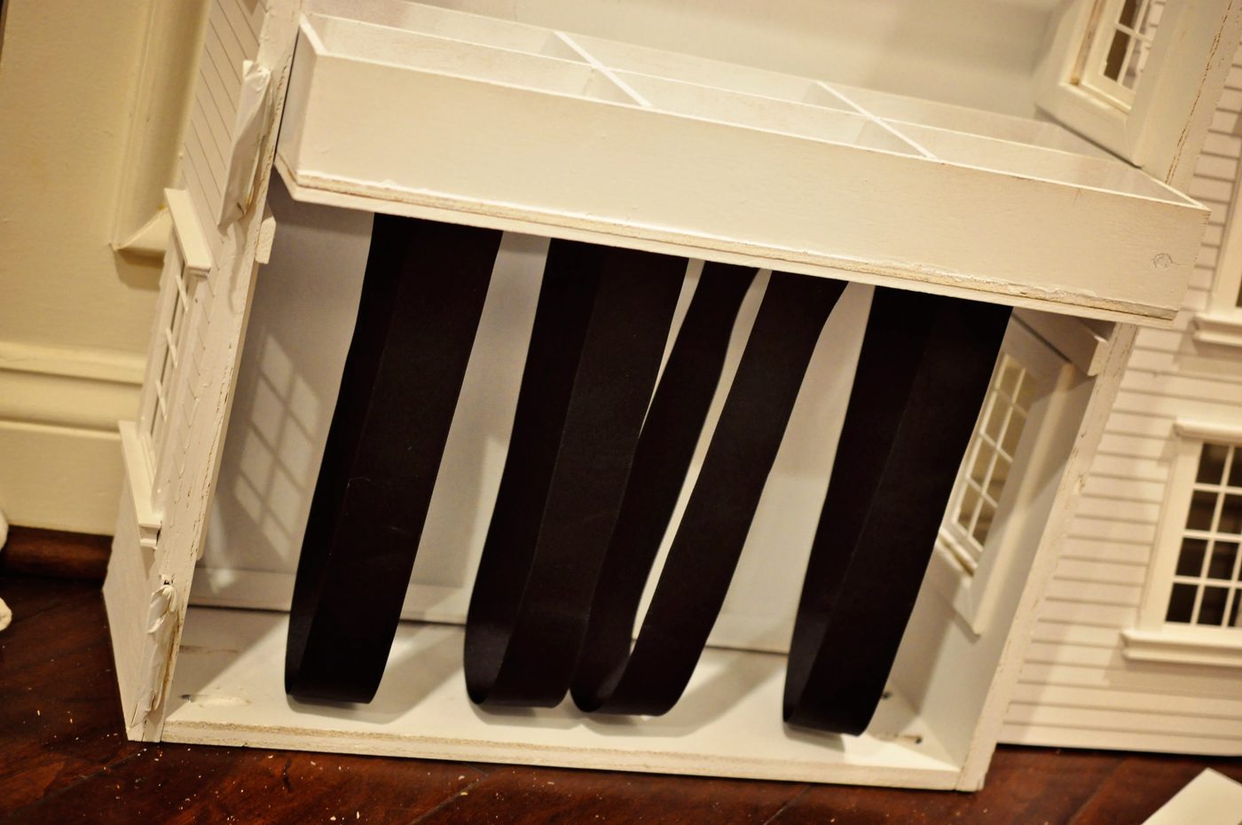 How to build a Handmade dollhouse hair accessory storage box, to hold headbands, hair bows, bobby pins, and more. Full walkthrough on Bekob.com