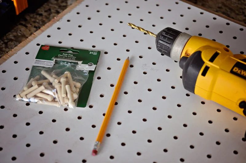 How to build a Handmade dollhouse hair accessory storage box, to hold headbands, hair bows, bobby pins, and more. Full walkthrough on Bekob.com