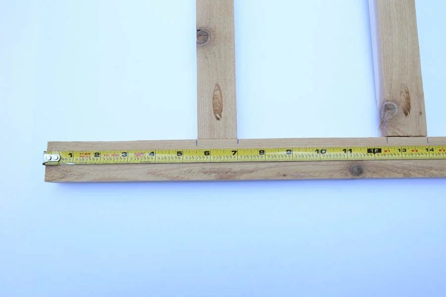 straightforward Handmade Vertical Wall Planter Ladder Building walkthrough Angela Marie Made Featured On Bekob (4)