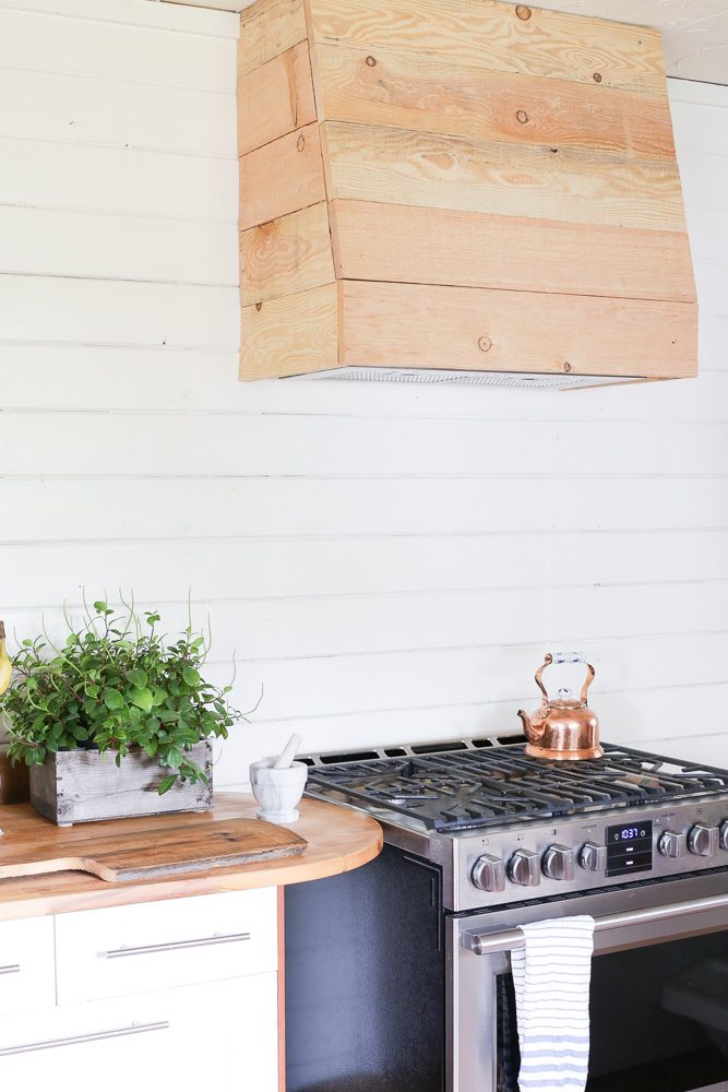 Custom Wood Vent Hood walkthrough | This Mamas Dance for Bekob