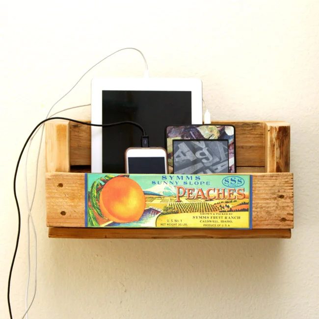 pallet-charging-station-apieceofrainbowblog (1)