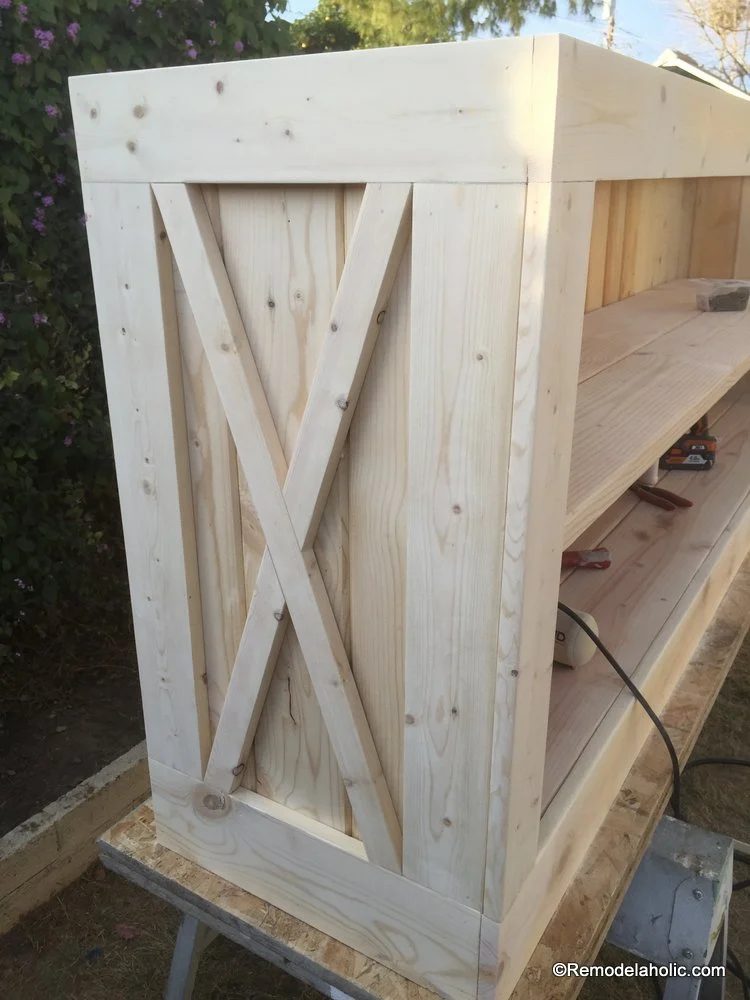 build a farmhouse style planked x tv console or sideboard @Bekob (23)