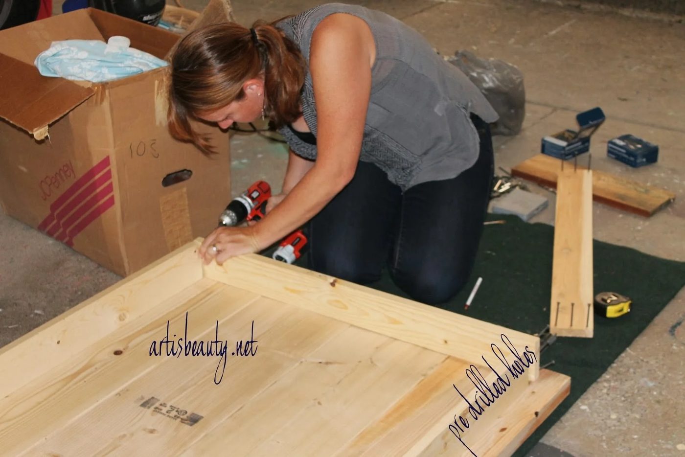 how to build a farmhouse table, featured on Bekob.com