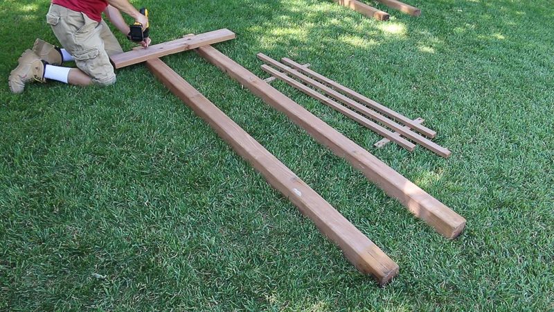 building a garden arbor wedding arch