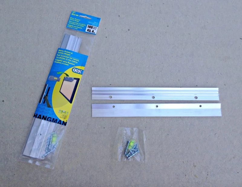 bulletin board hardware