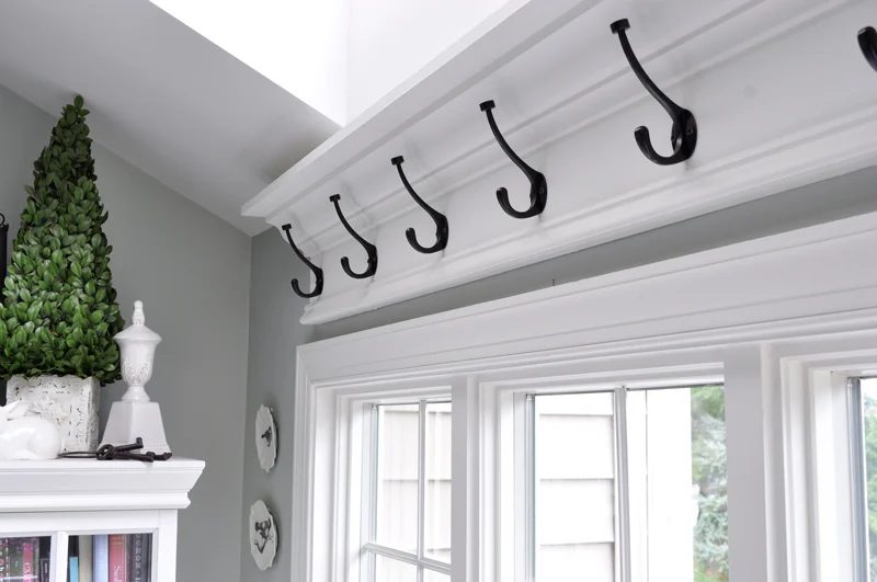 Build an above-window shelf with hooks, well fitted for a country cottage kitchen! walkthrough on Bekob.com