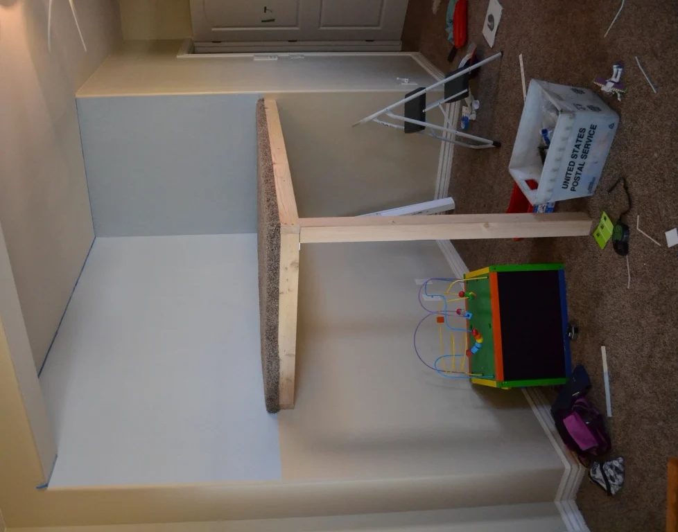 how to build an indoor tree house platform and flooring, I Am Hardware featured on Bekob