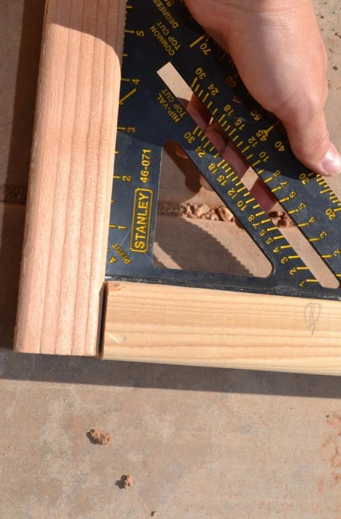 square the corners of a playhouse loft for an indoor tree house, I Am Hardware featured on Bekob.com