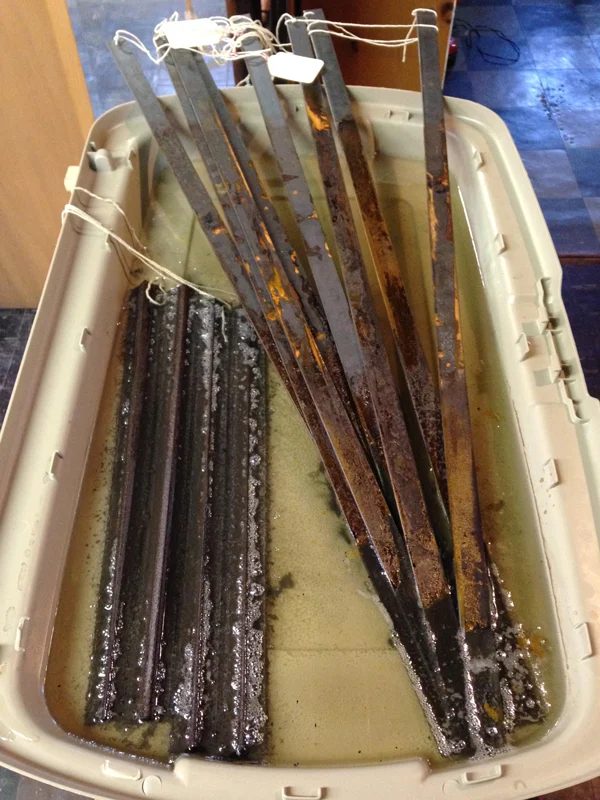 How to make steel bars shiny for DIYers, Plaster and Disaster featured on Bekob.com