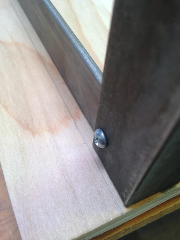 Build your own metal coffee table, no welder needed!, Plaster and Disaster featured on Bekob.com