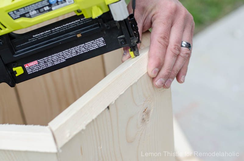 I love this patio hexagon planter made from a 2x8!